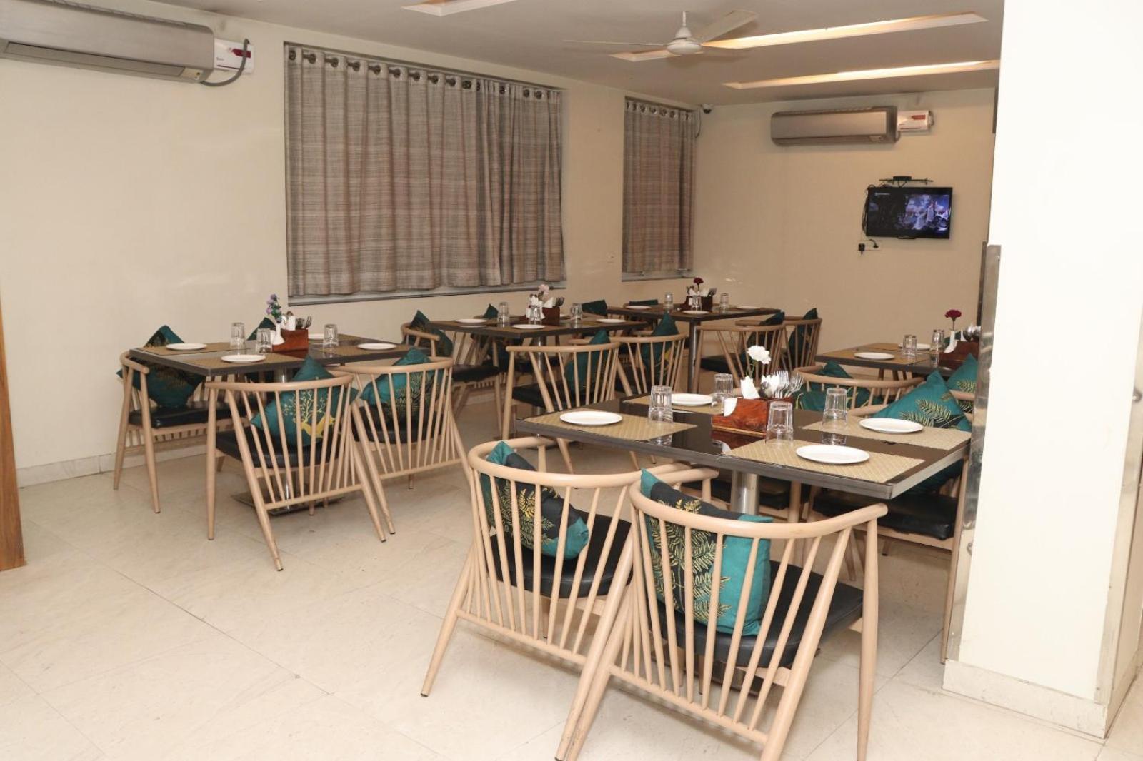Hotel Raviraj, Chhatrapati Sambhaji Nagar Aurangābād Esterno foto